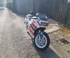 Honda vfr 400
