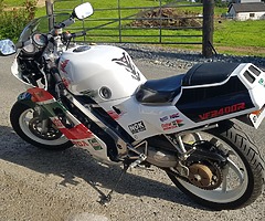 Honda vfr 400
