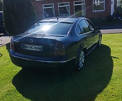 Volkswagen Passat - Image 4/5