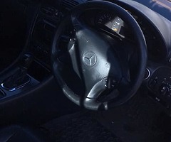 2019 Mercedes-Benz C-Class - Image 8/9