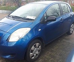 sell toyota yaris manual an 07 engine 1.L tax 07.2019 nct 29.11.2019