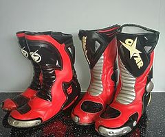 X2 pairs motorbike boots oxtar and Swift size 9