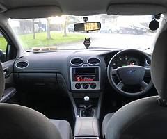 2005 Ford Focus nct+tax - Image 10/10