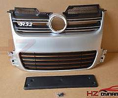 WANTED r32 front centre grill mk5