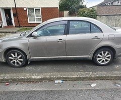 Toyota avensis