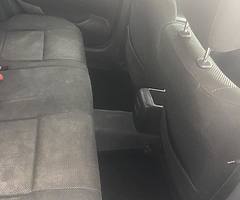 Toyota avensis diesel - Image 7/10