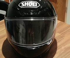 Shoei helmet, alpinestars gloves, alpinestars jacket, alpinestars tr - Image 5/6