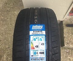 235/40/18 infinity eco max x6