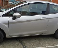 Ford fiest 2010 - Image 3/8