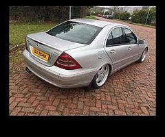 Merc c220 ⚡️⚡️no key car is on amgs ⚡️⚡️ - Image 3/4