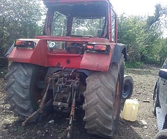 International 885