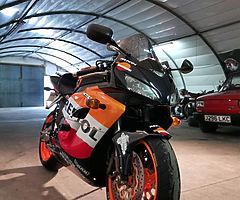 2005 Honda CBR 1000 RR Fireblade - Image 6/10