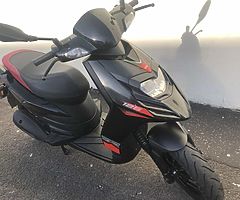 2015 aprilia sr125
