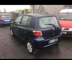 01 toyota yaris - Image 4/6