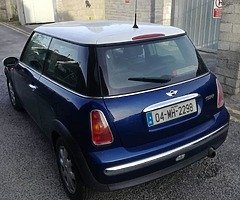 Mini Cooper blue