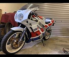 Wanted orginal farings fzr 400 3en2 exup