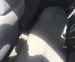 Toyota Corolla - Image 5/10