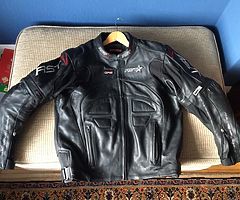 Motorcycle Leathers - Image 6/6
