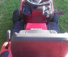 Ride on lawnmower for sale
