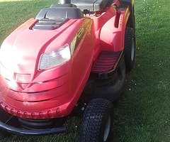 Ride on lawnmower for sale - Image 6/6