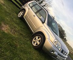 2005 Nissan X-Trail