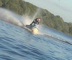 !!! YAMAHA 700cc 2 STROKE JET SKI - Image 3/4