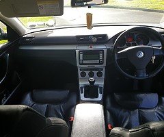 2010 Volkswagen Atlas - Image 8/10