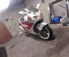 Cbr1000f 1990