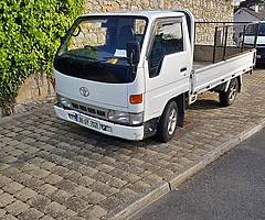 1995 Toyota Dina