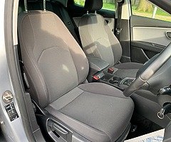 2018 SEAT Leon 1.2 TSI SE Dynamic Technology 5dr - Image 9/10