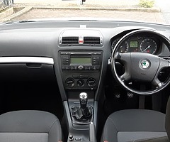 Skoda Octavia 08 1.4 Petrol - Image 6/6