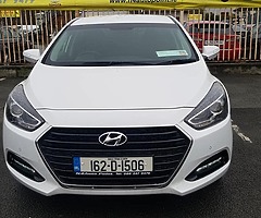 162 HYUNDAI I40 EXECUTIVE 1.7 DIESEL 6 SPEED MANUAL. HYUNDAI WARRANTY OUTSTANDING.