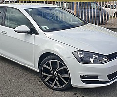 142 VOLKSWAGEN GOLF 1.6 TDI NEW WHEELS NEW TYRES LOW KM LOW TAX . FINANCE APPROVED WITHIN TWO HOURS