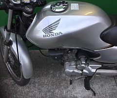 Motor bike - Image 4/6