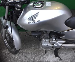 Motor bike - Image 6/6
