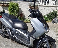 Yamaha xmax250 2007