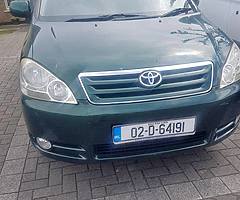 7 seater Toyota Avensis Verso - Auto