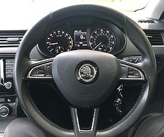 Skoda Octavia 1.6Diesel Greenline - Image 4/10