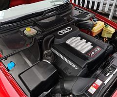 Low milage one off Audi S8 4.2 quattro - Image 8/10