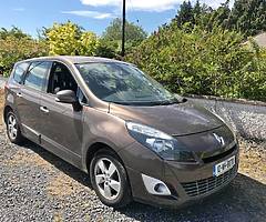 2010 Renault Grand