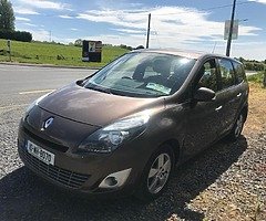 2010 Renault Grand
