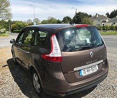 2010 Renault Grand - Image 4/8