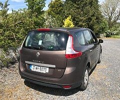 2010 Renault Grand - Image 6/8