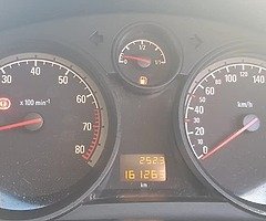 Opel Astra read ad - Image 6/6