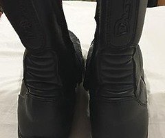Motorcycle boots