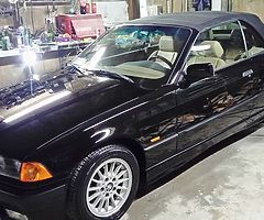 Polishing car and car valeting - Image 6/10