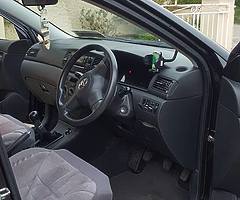 Toyota corolla - Image 4/4