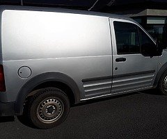 FORD TRANSIT CONNECT T200