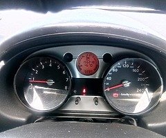 Nissan qashqai 2L automatic - Image 8/8