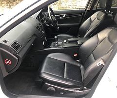 2010 Mercedas c200 - Image 4/8